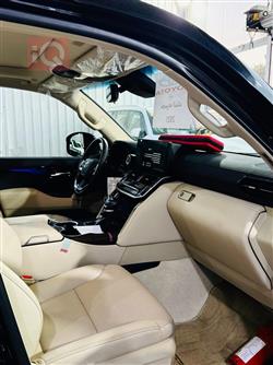 تۆیۆتا لاند کروزەر